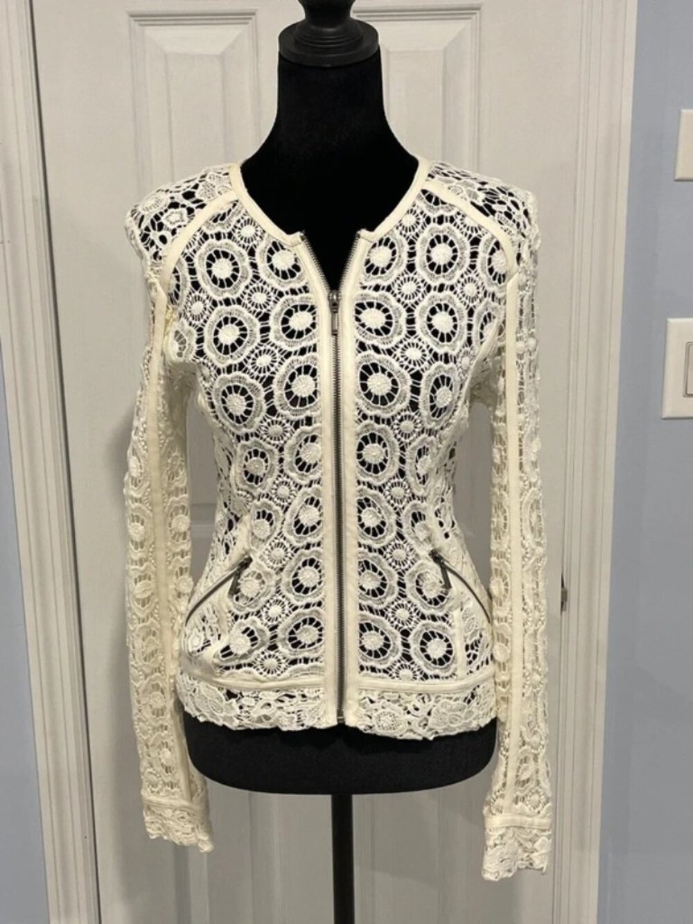 Piperlime Women’s Ivory Crochet Lace Zip Jacket XS NWT